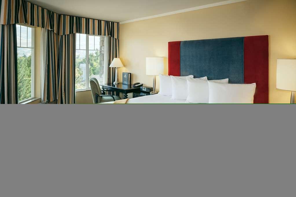Plaza Inn & Suites At Ashland Creek Habitación foto